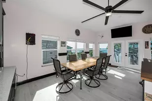 1626 Seabreeze Dr, Tarpon Springs, FL 34689 - Photo 52