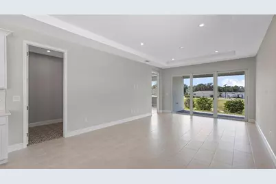 574 Hammock Oaks Boulevard, Lady Lake, FL 32159 - Photo 6