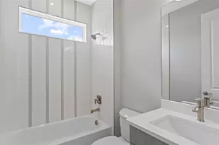 574 Hammock Oaks Blvd, Lady Lake, FL 32159 - Photo 16