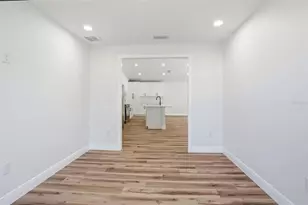 8130 Ridge Rd, Weeki Wachee, FL 34613 - Photo 28