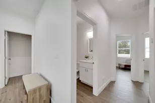 3706 Wiggins Leaf St, Tampa, FL 33619 - Photo 18