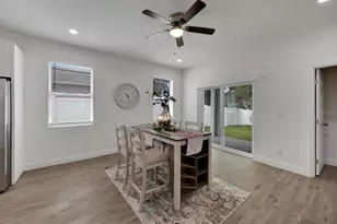 3706 Wiggins Leaf St, Tampa, FL 33619 - Photo 14