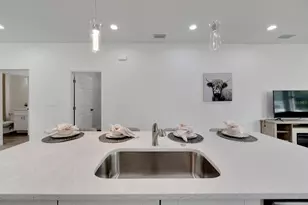 3706 Wiggins Leaf St, Tampa, FL 33619 - Photo 26