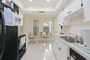 6575 Brambleleaf Dr, Spring Hill, FL 34606 - Photo 20