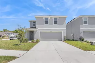 37092 Kings Crown Dr, Zephyrhills, FL 33541 - Photo 1