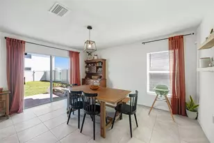 37092 Kings Crown Dr, Zephyrhills, FL 33541 - Photo 16