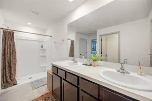 37092 Kings Crown Dr, Zephyrhills, FL 33541 - Photo 26