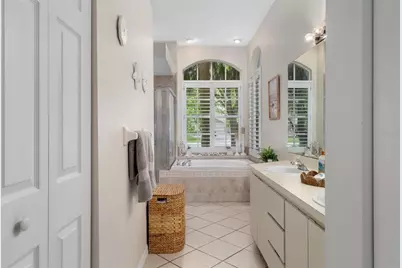 10139 Highcrest Lane, New Port Richey, FL 34654 - Photo 18