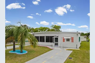 7366 First Loop Avenue, Brooksville, FL 34613 - Photo 2