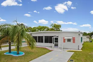 7366 1st Loop Ave, Brooksville, FL 34613 - Photo 2