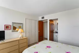 10355 Paradise Blvd, Treasure Island, FL 33706 - Photo 32