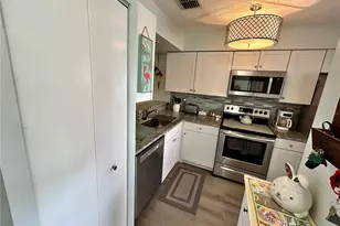 6433 Tina Dr, New Port Richey, FL 34653 - Photo 4