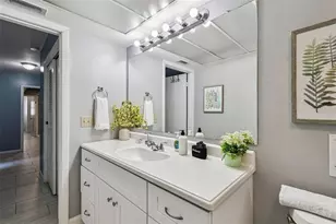 5005 Puritan Rd, Tampa, FL 33617 - Photo 14