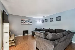 5005 Puritan Rd, Tampa, FL 33617 - Photo 8