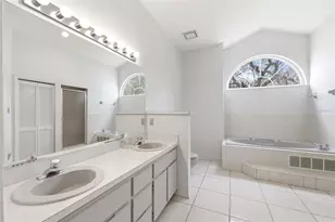 18805 Kelly Rd, Spring Hill, FL 34610 - Photo 18