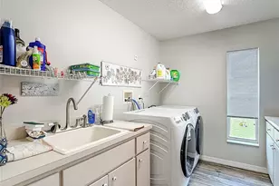 2087 Breezy Way, Spring Hill, FL 34608 - Photo 52