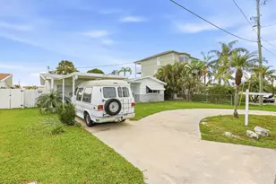 13538 Leslie Dr, Hudson, FL 34667 - Photo 20