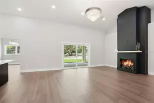 34121 August Ave, Webster, FL 33597 - Photo 6