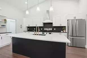 34121 August Ave, Webster, FL 33597 - Photo 14