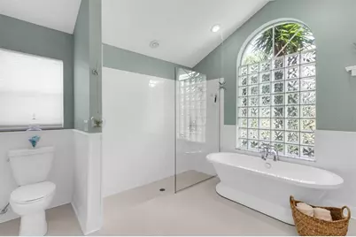 1806 Kinsmere Drive, Trinity, FL 34655 - Photo 26