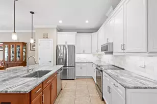 2126 Parrot Fish Dr, Holiday, FL 34691 - Photo 10