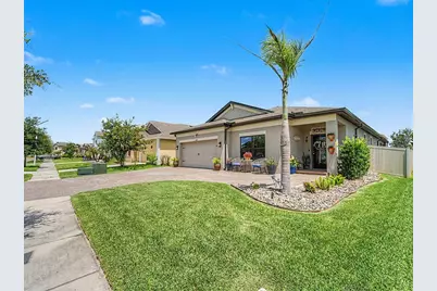 30959 Parrot Reef Court, Wesley Chapel, FL 33545 - Photo 2