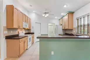 11330 Leeds Dr, Spring Hill, FL 34609 - Photo 10