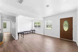 27 Croom Rd, Brooksville, FL 34601 - Photo 4