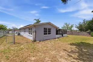 9720 Rainbow Ln, Port Richey, FL 34668 - Photo 28