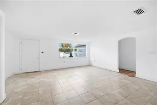 9720 Rainbow Ln, Port Richey, FL 34668 - Photo 10