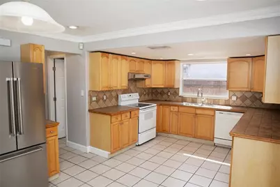 9939 Woodridge Court, Port Richey, FL 34668 - Photo 8