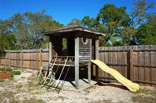 9939 Woodridge Ct, Port Richey, FL 34668 - Photo 34