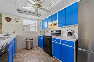 9135 Farmington Ln, Port Richey, FL 34668 - Photo 18