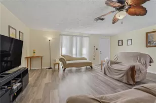 9135 Farmington Ln, Port Richey, FL 34668 - Photo 8