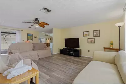 9135 Farmington Lane, Port Richey, FL 34668 - Photo 6