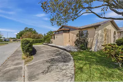 9135 Farmington Lane, Port Richey, FL 34668 - Photo 38