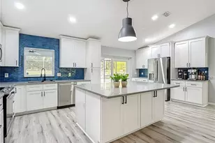 884 W Massachusetts St, Hernando, FL 34442 - Photo 14