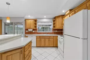 9035 Sharon Dr, New Port Richey, FL 34654 - Photo 14