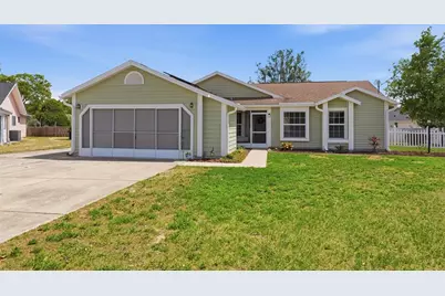 11224 Holbrook Street, Spring Hill, FL 34609 - Photo 4