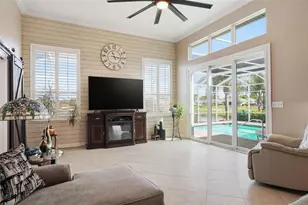 9203 Lake Cypress Loop, Weeki Wachee, FL 34613 - Photo 14