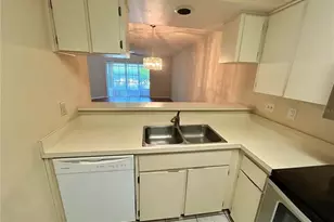 4908 Myrtle Oak Dr, New Port Richey, FL 34653 - Photo 10