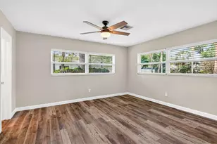 7 Eagle Ln, Palm Harbor, FL 34683 - Photo 36