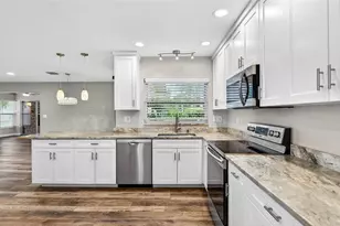 7 Eagle Ln, Palm Harbor, FL 34683 - Photo 16