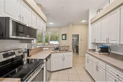 11128 Lomita Wren Road, Weeki Wachee, FL 34614 - Photo 14