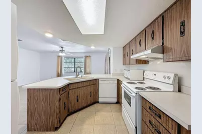 6496 Jamaica Road, Spring Hill, FL 34606 - Photo 12