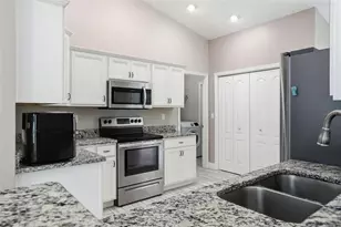 4128 Everett Ave, Spring Hill, FL 34609 - Photo 4