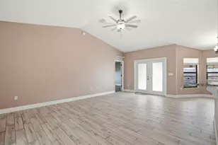 4128 Everett Ave, Spring Hill, FL 34609 - Photo 18