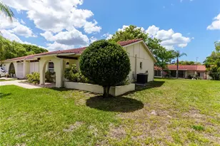 11341 Winwood Pl, Port Richey, FL 34668 - Photo 16