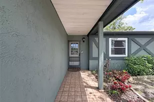 16026 Surrey Dr, Hudson, FL 34667 - Photo 6