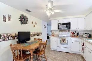 11114 White Oak Ln, Port Richey, FL 34668 - Photo 28